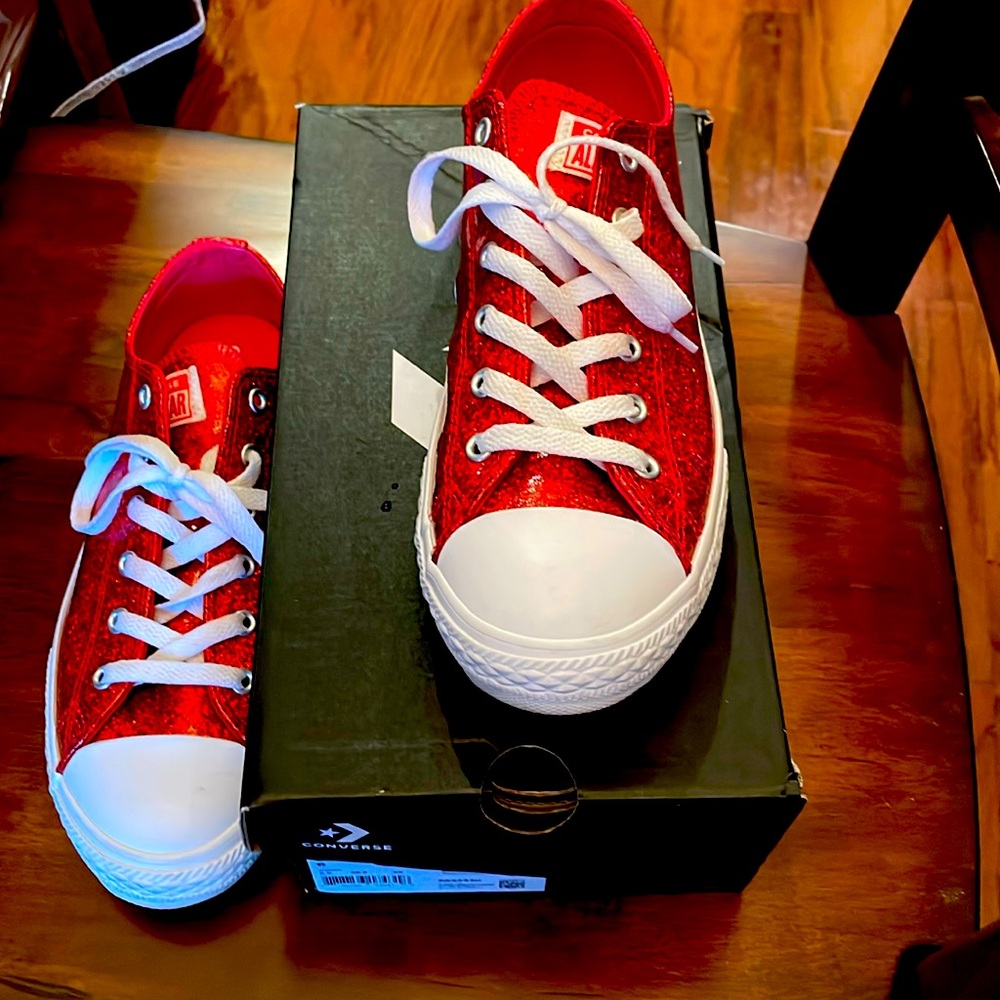 Juniors Converse..Red Smooth Glitter in color..